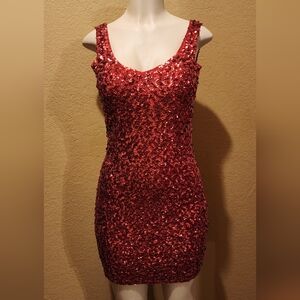 Verty, NWOT red sequence mini dress sz L